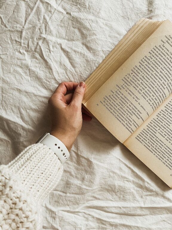 How to Build a Simple Reading Habit That Lasts